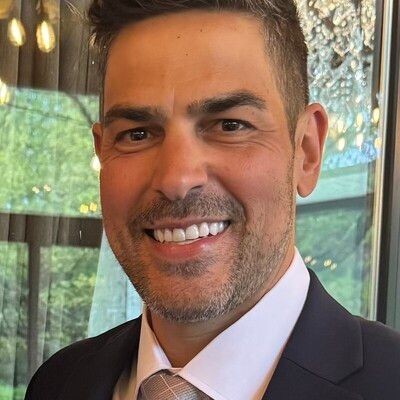 - Mike Bruno, Everlit 